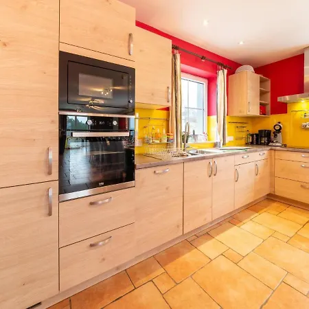Family Home, Kicker, Sunset Views * Trois-Ponts